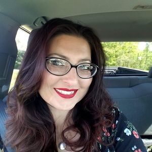 Meet your Posher, Ileah